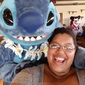 Meet your Posher, Evern